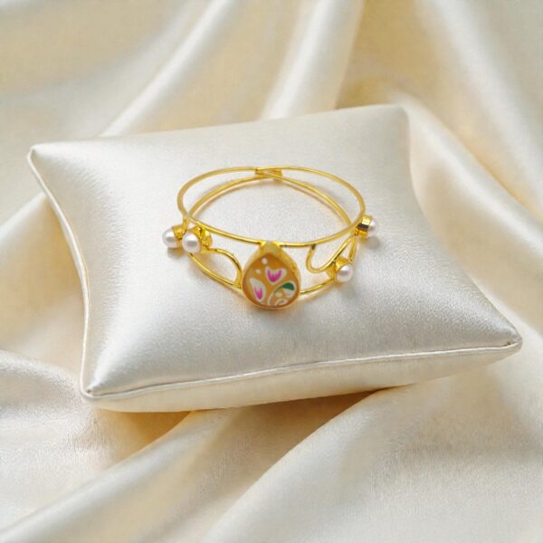Mustard Floral Motif Pearl Bracelet