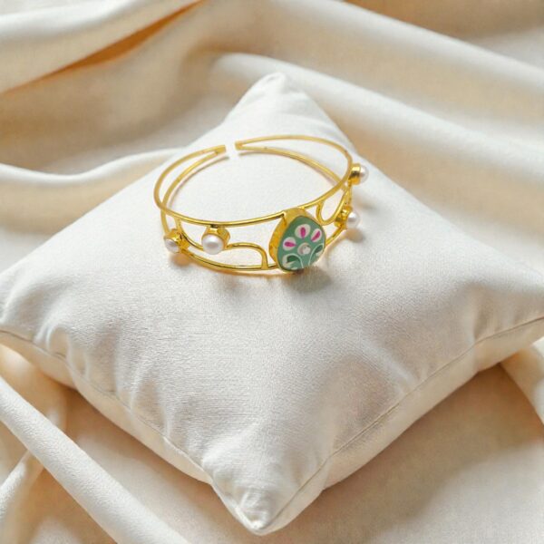 Mint Floral Enamel Pearl Bracelet