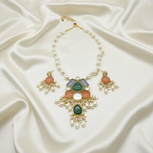 Pearl Beaded Multistone Kundan Necklace Set