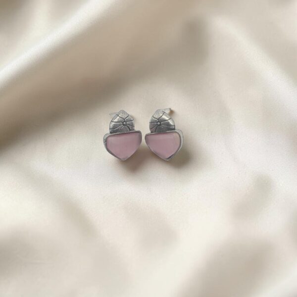 Magenta Monalisa Stone Oxidized Stud Earrings