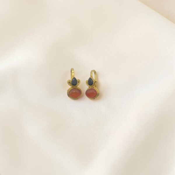 Elegant Plum and Blue Stone Bugadi
