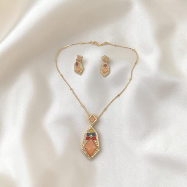 Pink Stone Pendant Necklace Set
