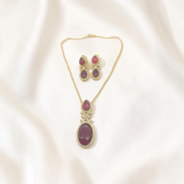 Plum Stone Pendant Necklace Set
